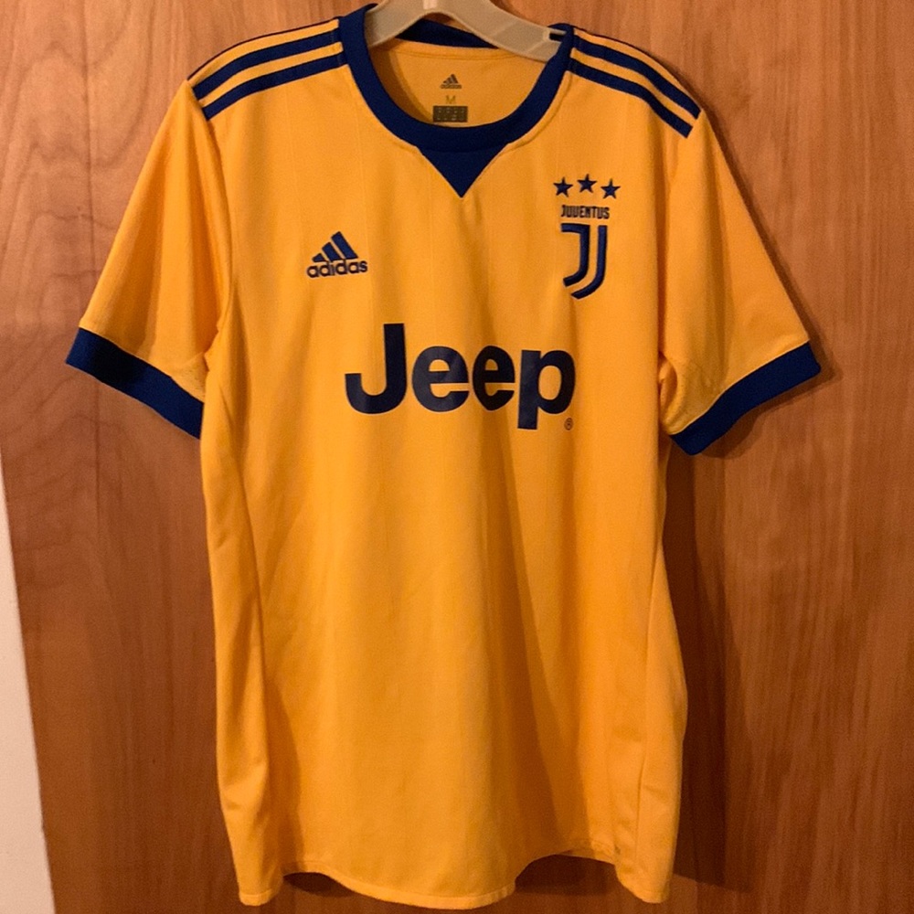 Juventus 2017/18 Away Jersey